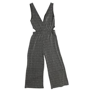 Caution to the Wind Black Cream Sleeveless Jumpsuit V-Neck Size Small Cutout